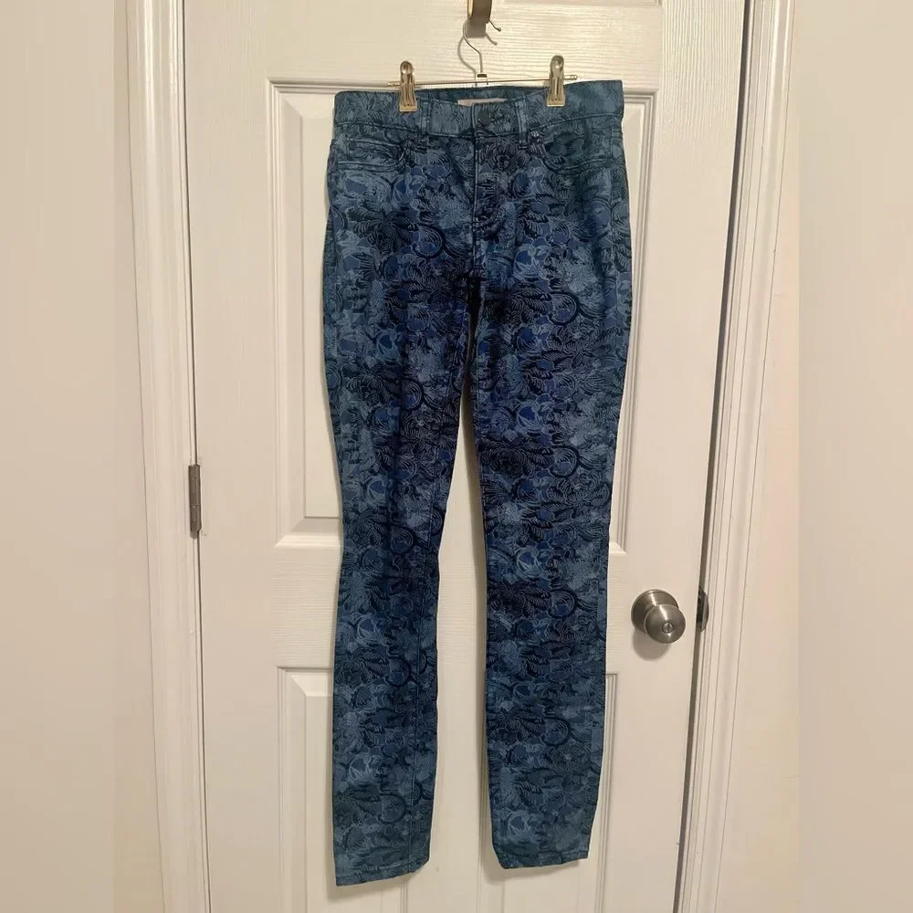 ✨ Tory Burch Super Skinny Floral Jacquard Jeans – Size 28 ✨